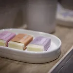 The Square Garden In For Up To 4 Guests 아파트 *